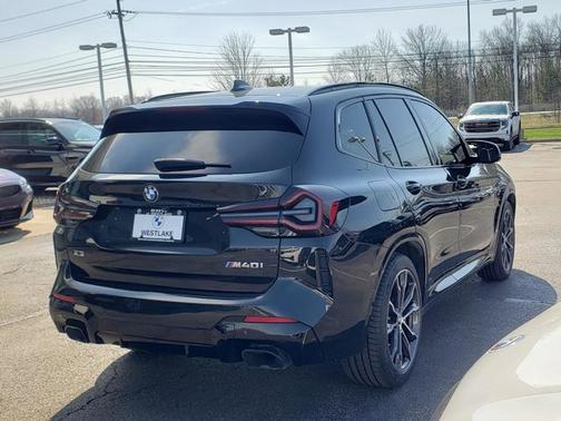 Black Sapphire Metallic 2023 BMW X3 M40i