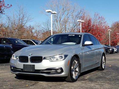 2018 BMW 330 i xDrive