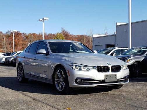 2018 BMW 330 i xDrive