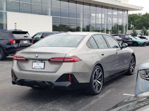 Oxide Grey Metallic 2027 BMW 530 530i xDrive