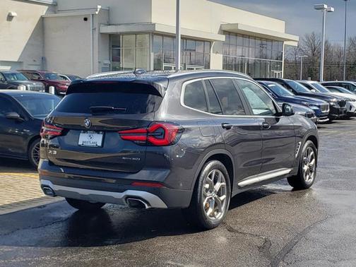 Dark Graphite Metallic 2024 BMW X3 xDrive30i