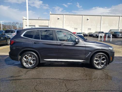Dark Graphite Metallic 2024 BMW X3 xDrive30i