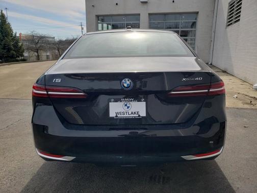 2026 BMW i5 xDrive40