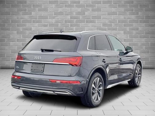 2021 Audi Q5 Premium Plus