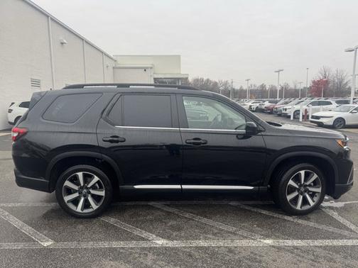 2023 Honda Pilot Touring
