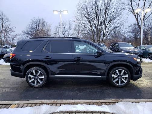 2023 Honda Pilot Touring