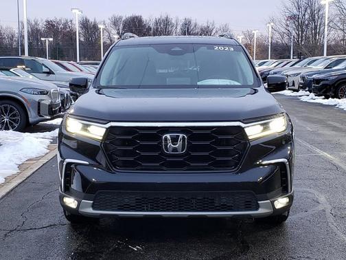 2023 Honda Pilot Touring