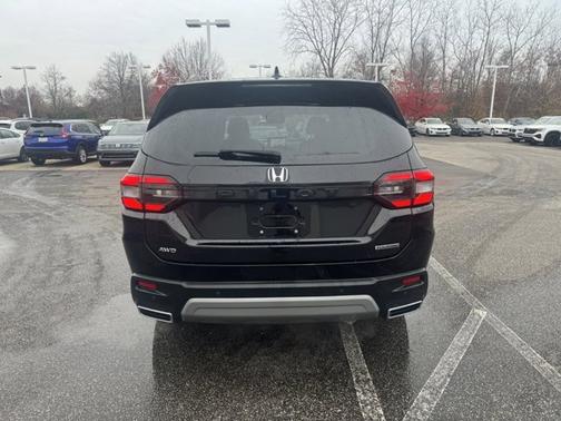 2023 Honda Pilot Touring