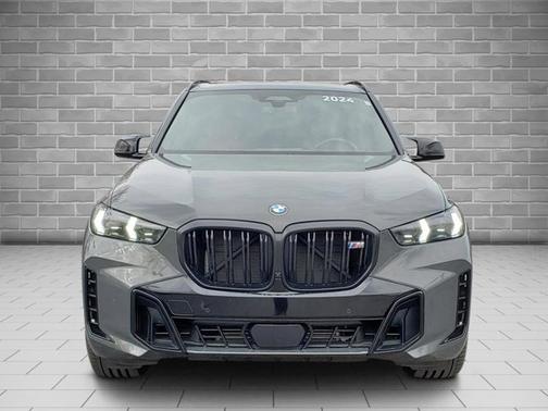 2024 BMW X5 M60i