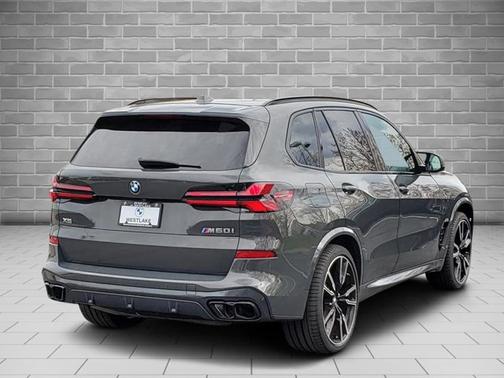 2024 BMW X5 M60i