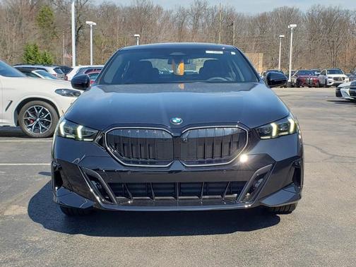 Black Sapphire Metallic 2026 BMW 530 530i xDrive