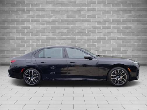 2024 BMW 760 760i xDrive