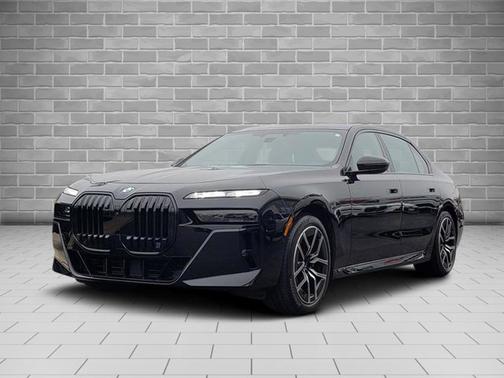 2024 BMW 760 760i xDrive