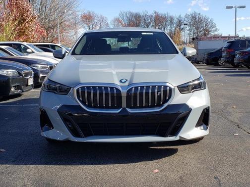 2026 BMW i5 xDrive40