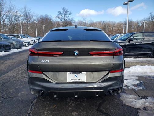 2026 BMW X6 xDrive40i