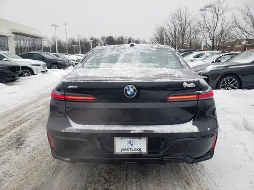 2026 BMW 740 740i xDrive
