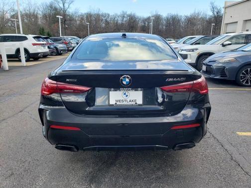 Black Sapphire Metallic 2026 BMW M440 M440i xDrive