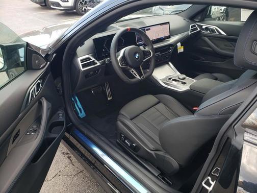 Black Sapphire Metallic 2026 BMW M440 M440i xDrive