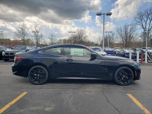 Black Sapphire Metallic 2026 BMW M440 M440i xDrive