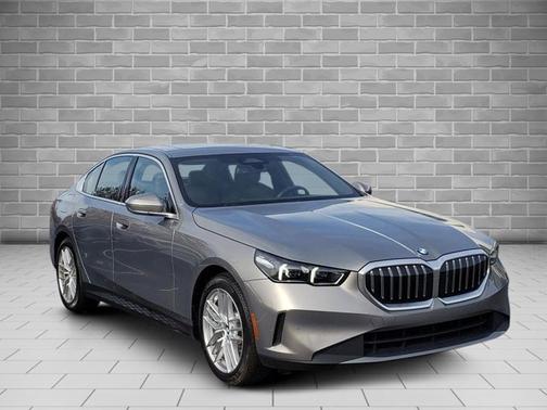 2024 BMW 530 530i xDrive