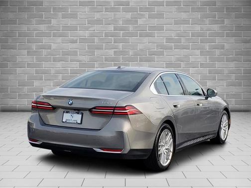2024 BMW 530 530i xDrive