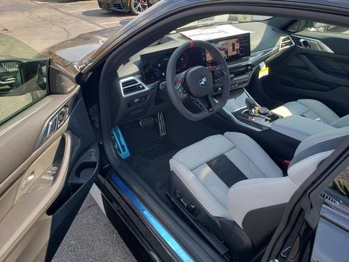 Black Sapphire Metallic 2026 BMW M4 Competition xDrive