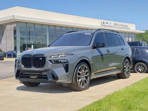 Dravit Grey Metallic 2026 BMW X7 M60i