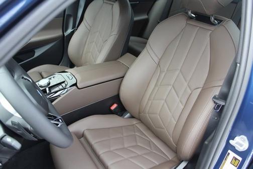 2025 BMW 530 530i xDrive