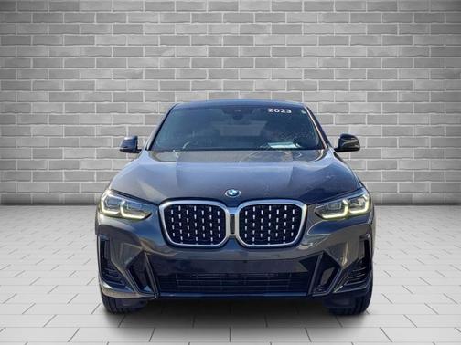 2023 BMW X4 xDrive30i