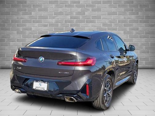 2023 BMW X4 xDrive30i
