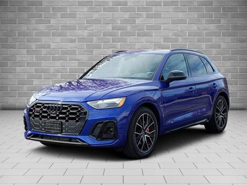 2022 Audi SQ5 Premium Plus