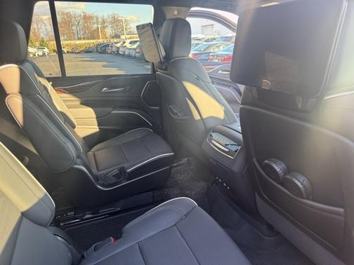 2024 Cadillac Escalade 4WD Premium Luxury