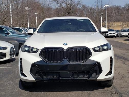 Alpine White 2026 BMW X6 xDrive40i