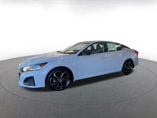 2024 Nissan Altima SR Intelligent AWD