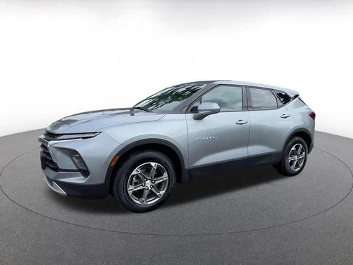 Sterling Gray Metallic 2025 Chevrolet Blazer 2LT