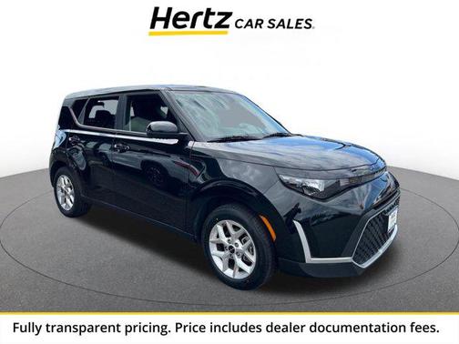 Fusion Black 2025 Kia Soul LX