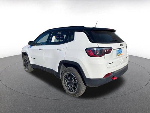Bright White Clearcoat 2025 Jeep Compass Trailhawk
