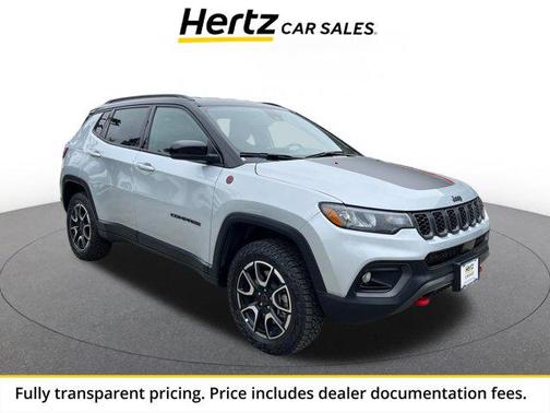 Silver Zynith Metallic Clearcoat 2025 Jeep Compass Trailhawk