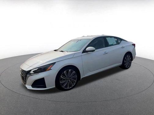 2024 Nissan Altima 2.5 SL