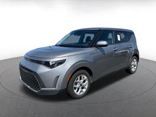 Steel Gray 2025 Kia Soul LX