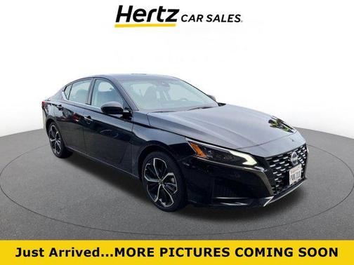 2025 Nissan Altima SR FWD