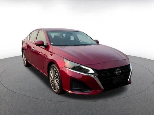 2024 Nissan Altima 2.5 SL