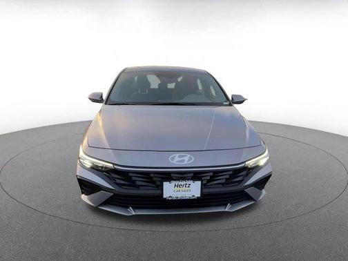 2025 Hyundai ELANTRA SEL