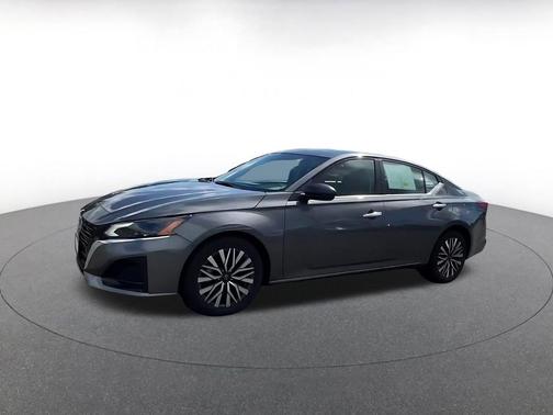 Gun Metallic 2025 Nissan Altima SV FWD
