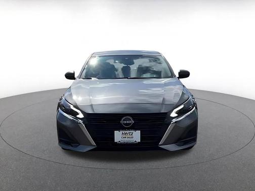 Gun Metallic 2025 Nissan Altima SV FWD