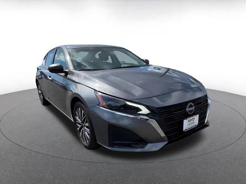 Gun Metallic 2025 Nissan Altima SV FWD