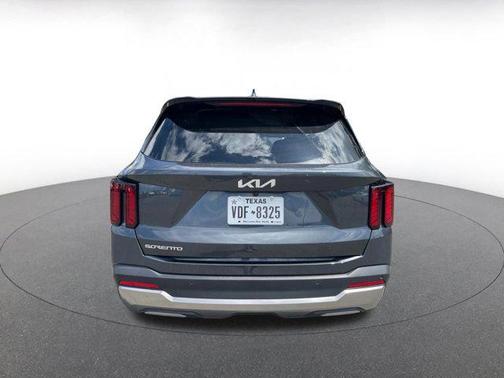 2024 Kia Sorento S
