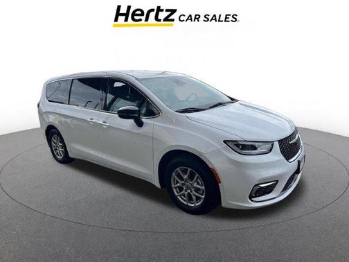 2025 Chrysler Pacifica L