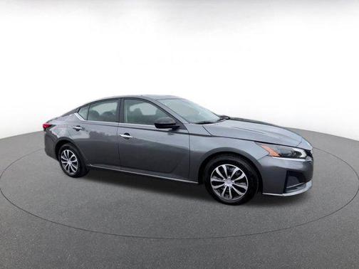 2023 Nissan Altima S FWD