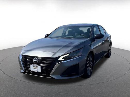 Gun Metallic 2025 Nissan Altima SV FWD